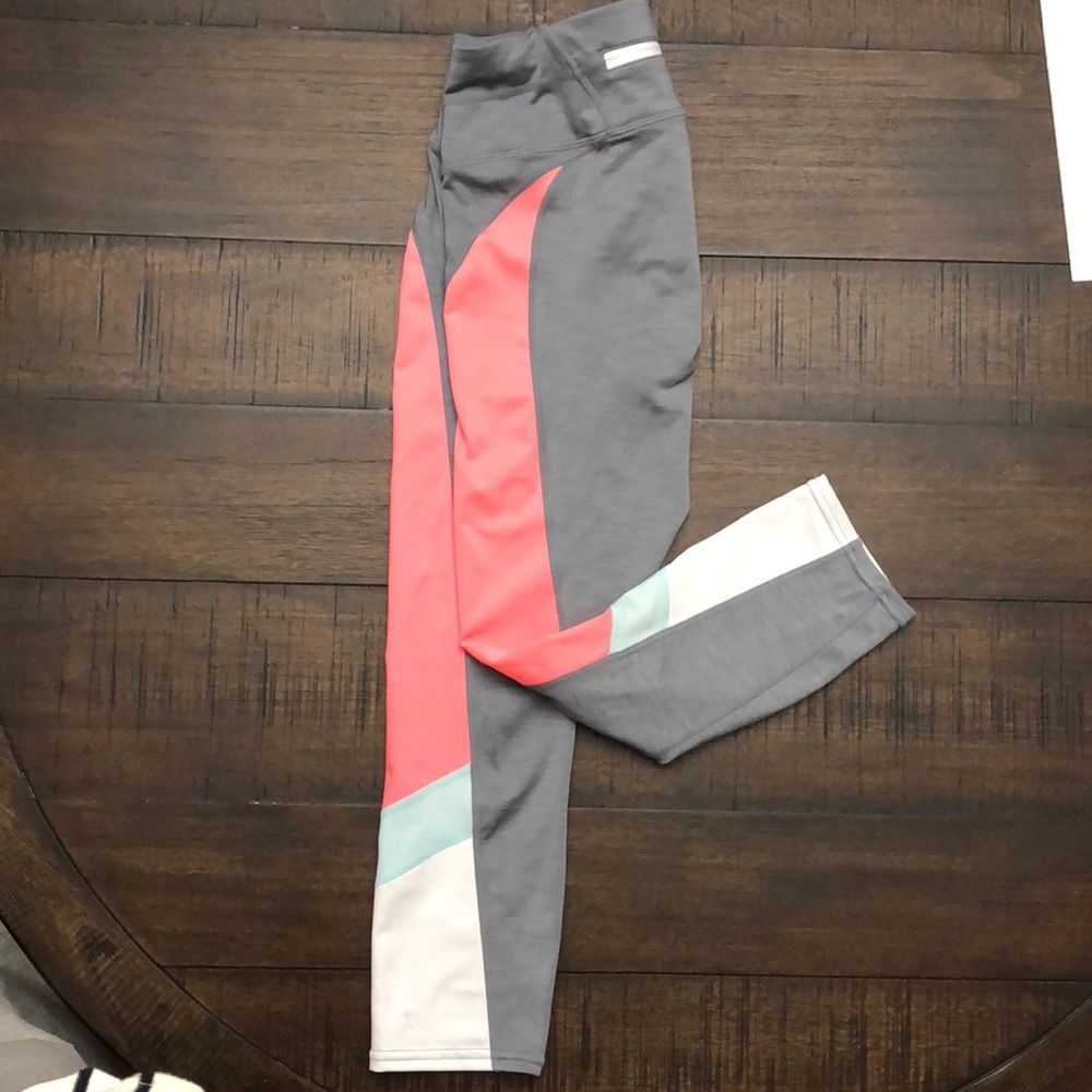 Athleta crop multicolor leggings